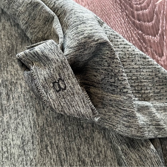 Lululemon Swiftly Tech Size 8 Forest - Picture 5 of 9